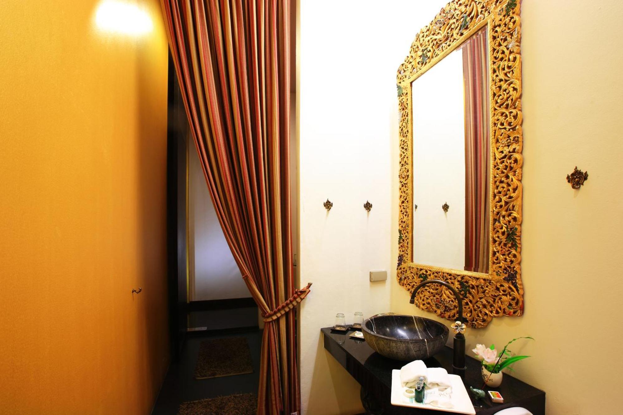 iuDia Hotel Phra Nakhon Si Ayutthaya Exterior foto